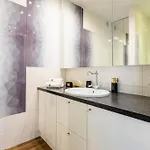 Golden - Elegant Stay, Podwale Street Apartment