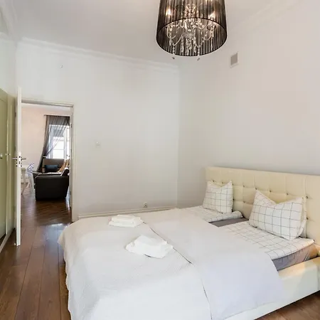 Golden - Elegant Stay, Podwale Street 公寓 华沙