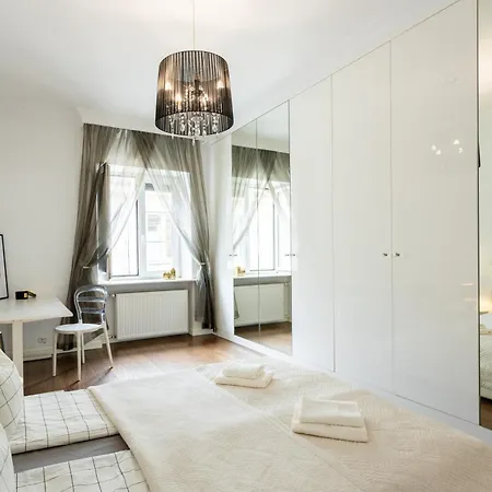 Apartament Golden - Elegant Stay, Podwale Street