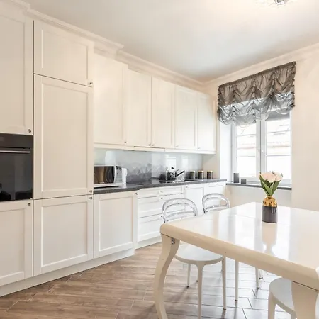 Golden - Elegant Stay, Podwale Street דירה